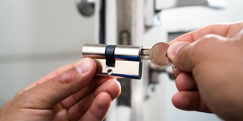 Servicios de Amaestramiento de Cerraduras - Cerrajero Express